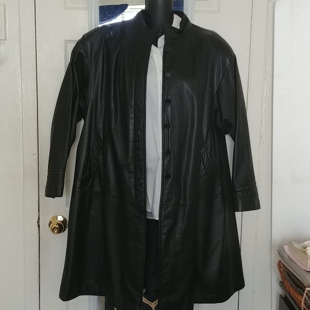 Cedars leather coat